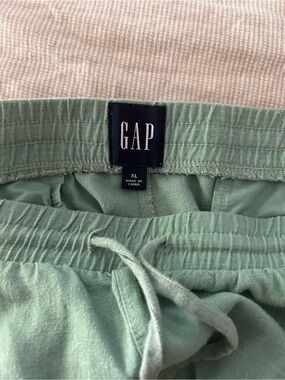 GAP linen blend pants bundle in black and mint green